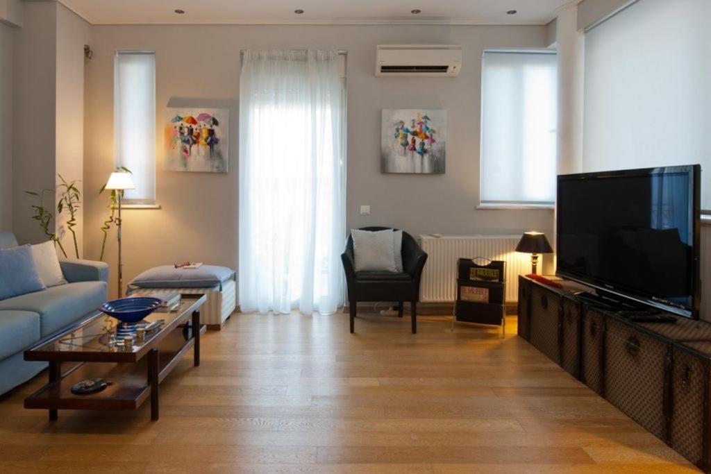 Acropolis Luxury Apartment With Balcony Афины Экстерьер фото